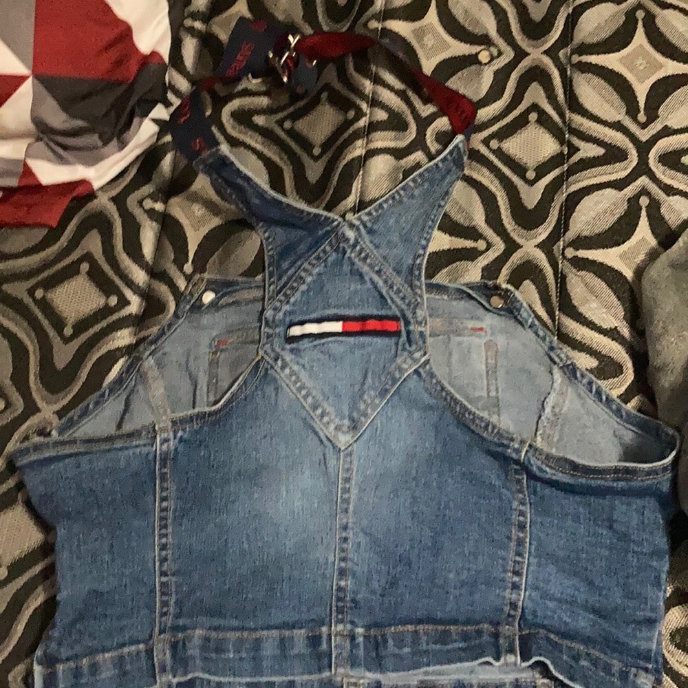 Tommy Hilfiger crop top